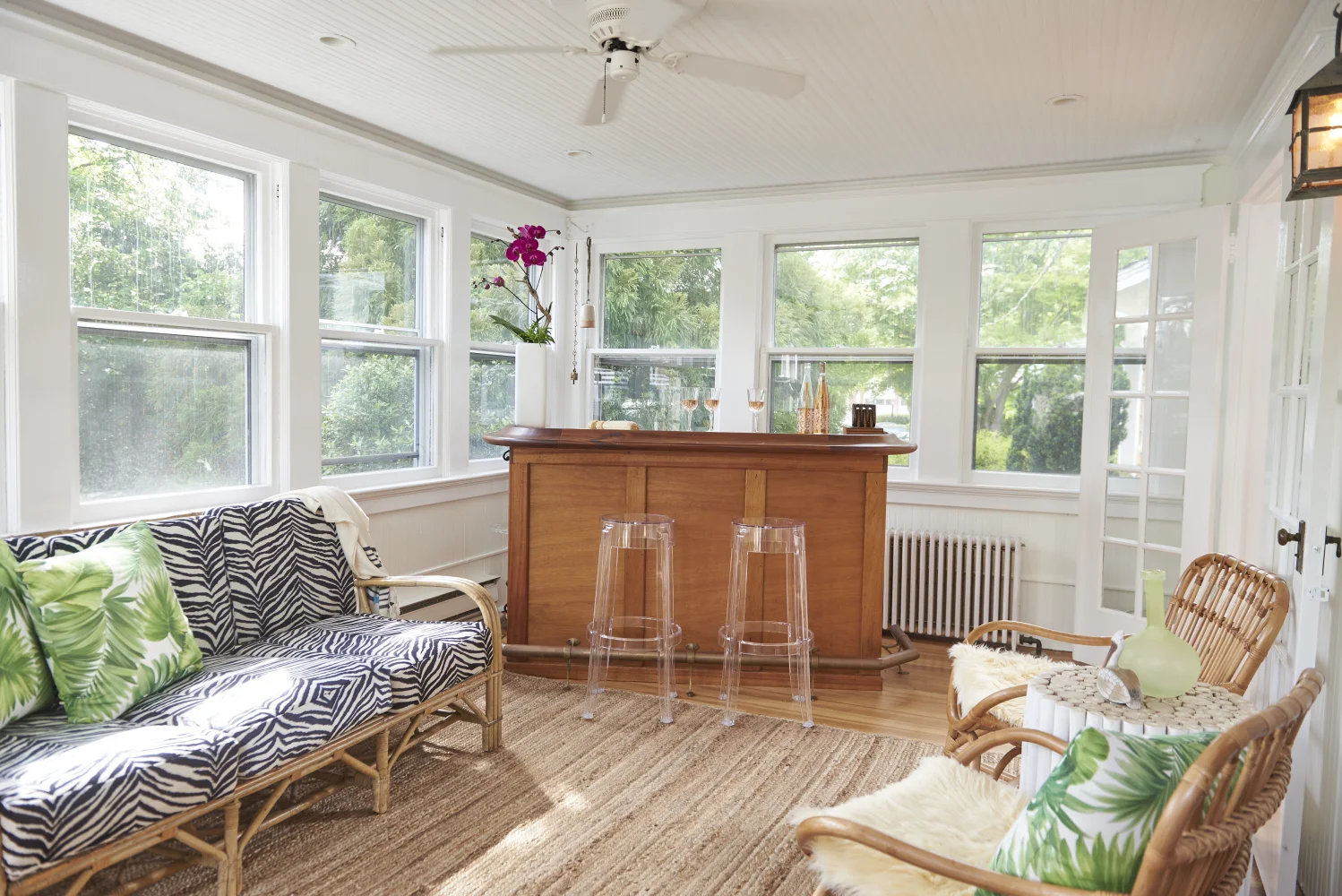 Bellport Inn