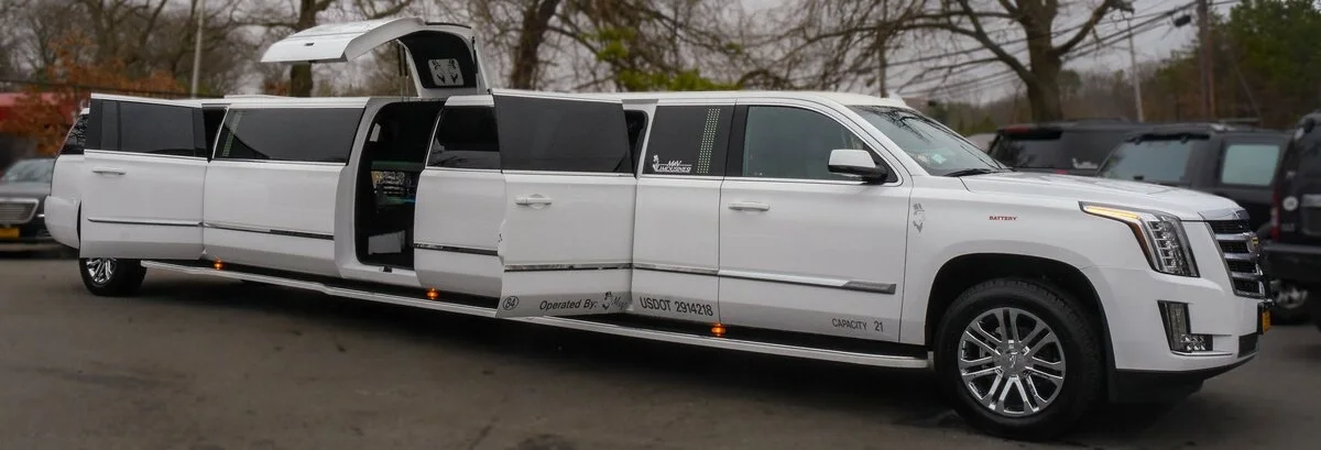 M &amp;amp; V Limousines
