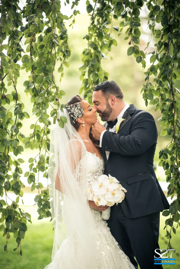 Laura and Roy - Real Weddings Long Island, NY