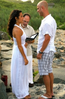 Bands of Gold Wedding Ceremonies