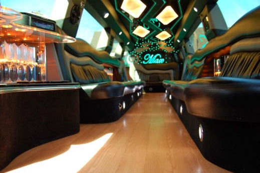 Dynasty Limousine