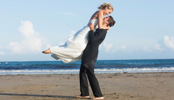 Lessing's Waterfront Weddings