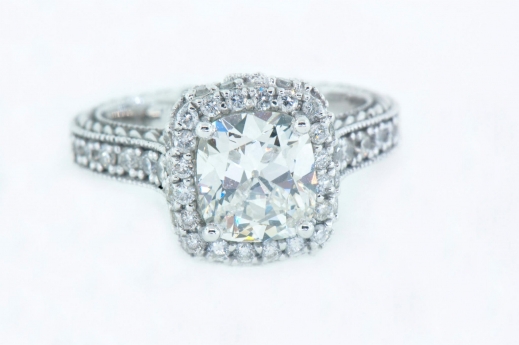 Loucri Jewelers