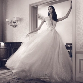 Come see the Bridal Reflections Gown Lounge at the Bridal Extravaganza!